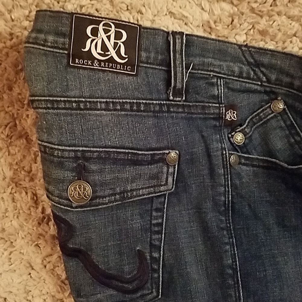 Rock & Republic sz 14 prewashed jeans